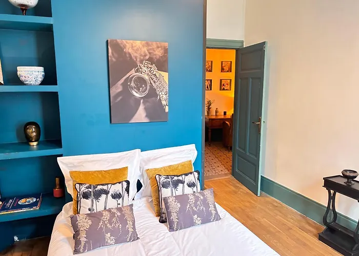 Signature Art Deco Apartman *