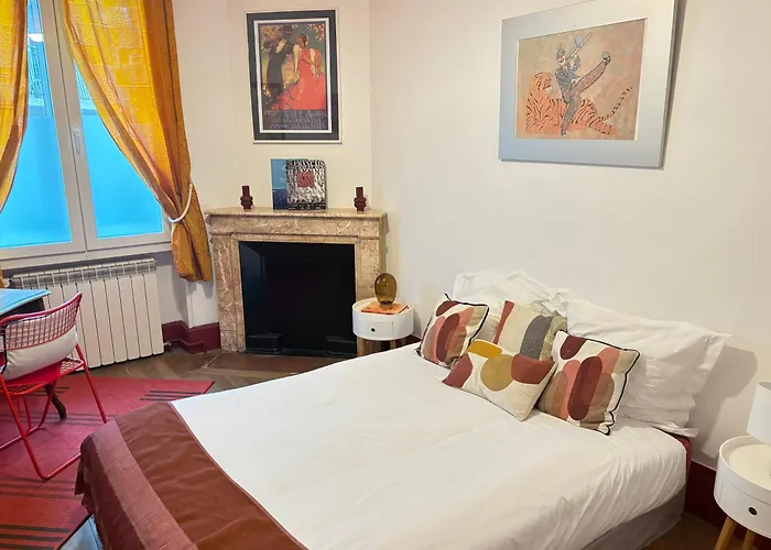 Signature Art Deco *