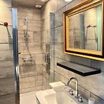 Signature Art Deco Apartment Valence (Drome)