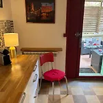 Signature Art Deco Apartment
