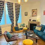 Signature Art Deco Apartment
