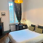 Apartment Signature Art Deco