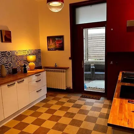 Signature Art Deco Apartment