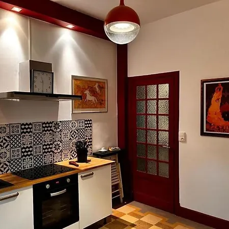 Signature Art Deco Apartment Valence (Drome)