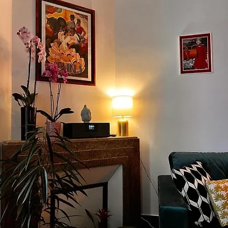 Signature Art Deco Apartment Valence (Drome)