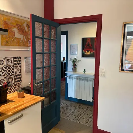 Apartment Signature Art Deco